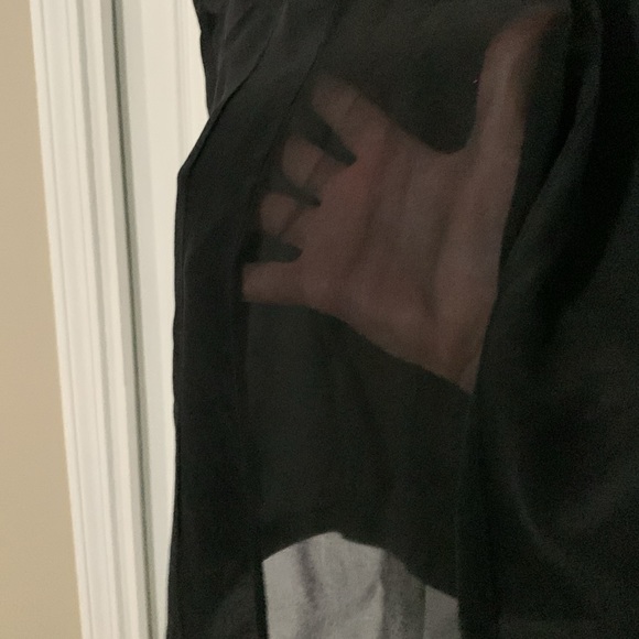 Silk sleeveless L Alice and Olivia black vneck - Picture 3 of 8